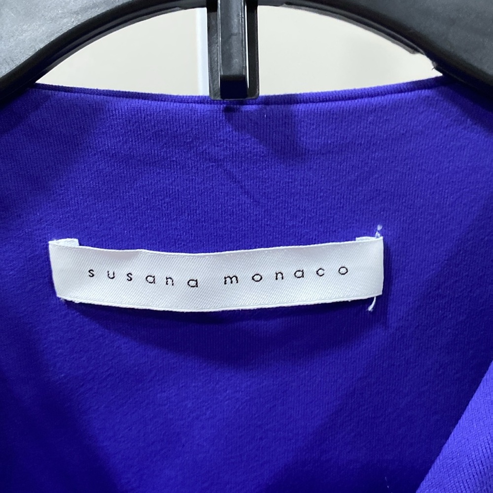 Susana Monaco Floret Crew Neck Gathered Top - Picture 3 of 8